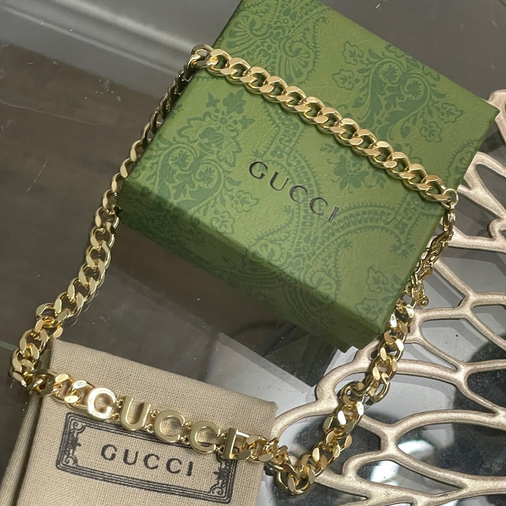 Gucci - Picture 7 of 12